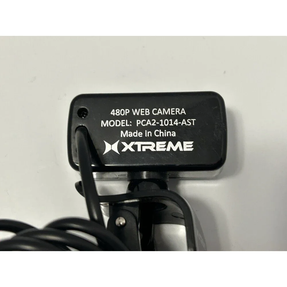 Xtreme Tech Clip-On Webcam with Built-in Microphone - Black